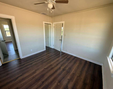 2082 N Cougar Place - Photo Thumbnail 27