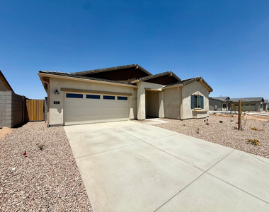 634 W Red Hawk Court - Photo Thumbnail 1