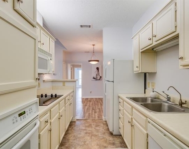 2100 Randy Snow Road - Photo Thumbnail 14