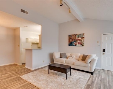 2100 Randy Snow Road - Photo Thumbnail 5