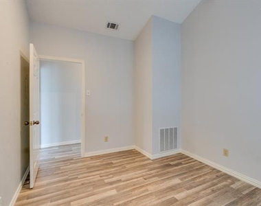 2100 Randy Snow Road - Photo Thumbnail 25