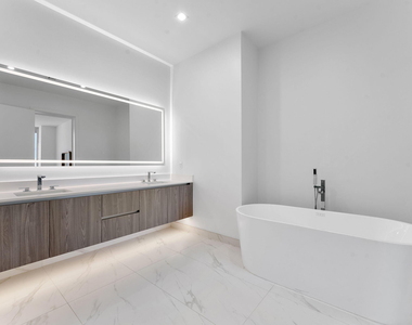 220 Lake Shore Drive - Photo Thumbnail 8