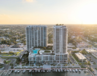 220 Lake Shore Drive - Photo Thumbnail 44