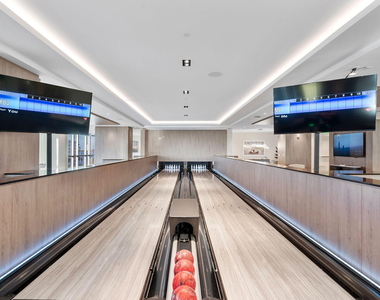 220 Lake Shore Drive - Photo Thumbnail 40