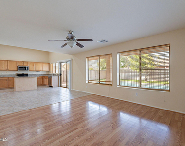 20434 N 92nd Lane - Photo Thumbnail 15