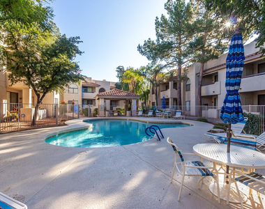 750 E Northern Avenue - Photo Thumbnail 35