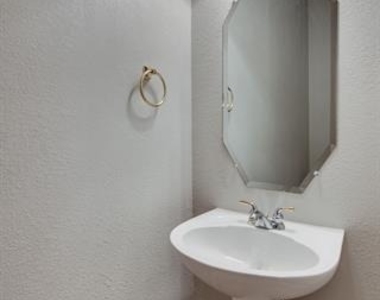 2212 Bayou Court - Photo Thumbnail 20