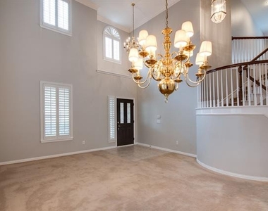 2212 Bayou Court - Photo Thumbnail 7