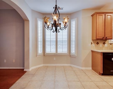 2212 Bayou Court - Photo Thumbnail 11