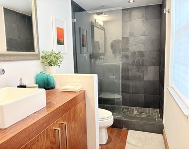 3503 Oaks Way - Photo Thumbnail 6