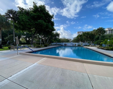 3503 Oaks Way - Photo Thumbnail 31