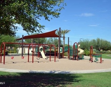 12415 W Running Deer Trail - Photo Thumbnail 55