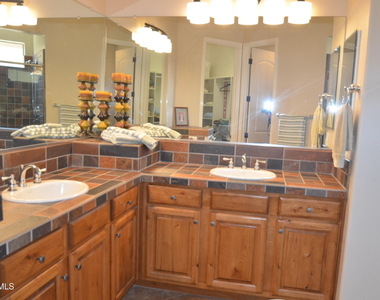 12415 W Running Deer Trail - Photo Thumbnail 10