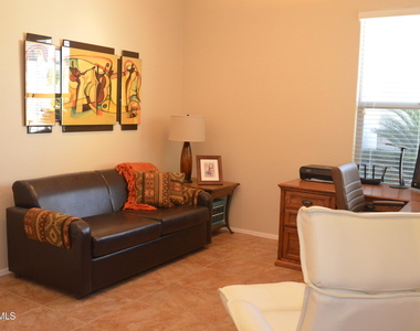 12415 W Running Deer Trail - Photo Thumbnail 8