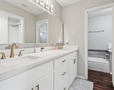 4436 Emerson Drive - Photo Thumbnail 15