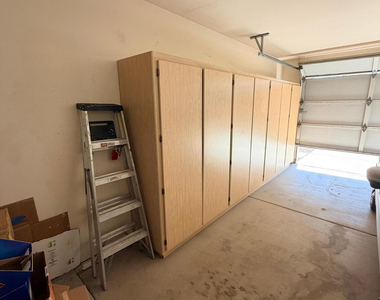 2560 S Vineyard Street - Photo Thumbnail 37