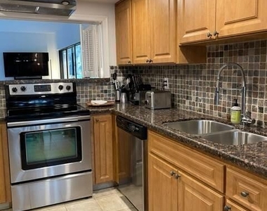 13400 Polo Road W - Photo Thumbnail 5