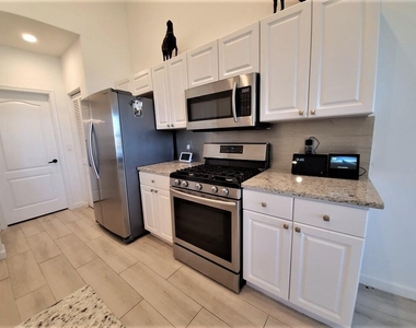 46 Pinnacle Cove - Photo Thumbnail 6