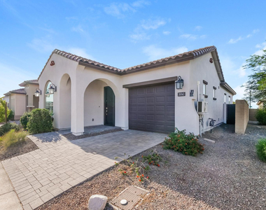 20363 W Sells Drive - Photo Thumbnail 1
