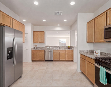 7143 W Coles Road - Photo Thumbnail 2
