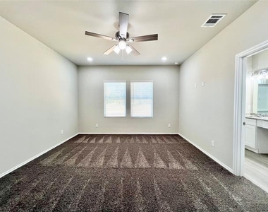 3501 E Renfro Street - Photo Thumbnail 5