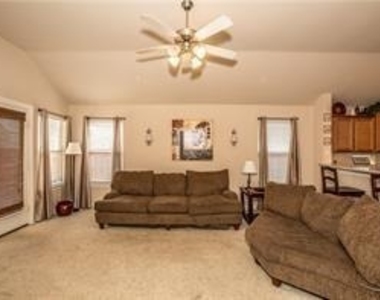 1409 Rosson Road - Photo Thumbnail 29