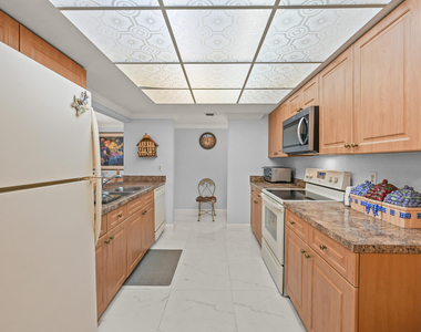 750 Egret Circle - Photo Thumbnail 2