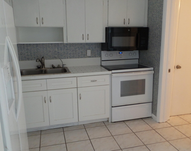 9459 Sw 51st Court - Photo Thumbnail 3