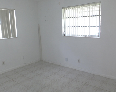 9459 Sw 51st Court - Photo Thumbnail 22