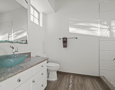 11785 N 83rd Place - Photo Thumbnail 13