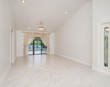 9708 Erica Court - Photo Thumbnail 54