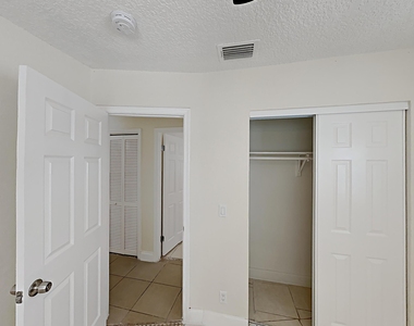 1230 Sw 6th Avenue - Photo Thumbnail 3