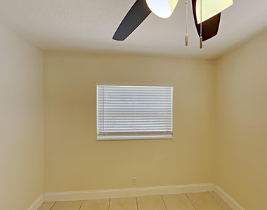 1230 Sw 6th Avenue - Photo Thumbnail 4