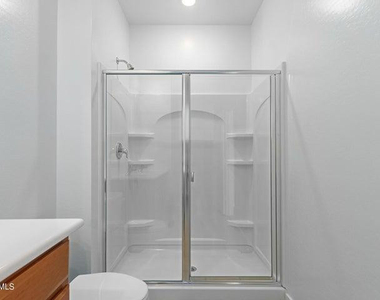 39941 W Williams Way - Photo Thumbnail 16