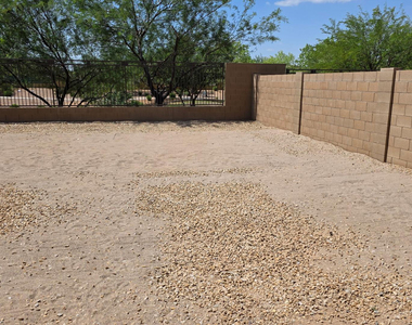 39941 W Williams Way - Photo Thumbnail 34