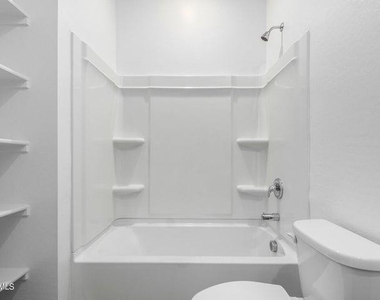 39941 W Williams Way - Photo Thumbnail 32