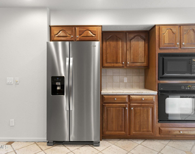20802 N Grayhawk Drive - Photo Thumbnail 15