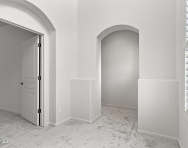 20802 N Grayhawk Drive - Photo Thumbnail 17