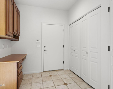 20802 N Grayhawk Drive - Photo Thumbnail 10
