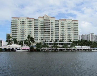 3020 Ne 32nd Avenue - Photo Thumbnail 2