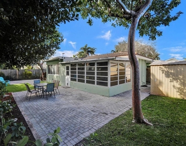 708 Ne 24th Avenue - Photo Thumbnail 23