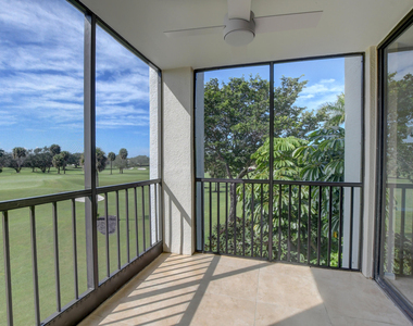 6797 Willow Wood Drive - Photo Thumbnail 9