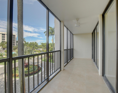 6797 Willow Wood Drive - Photo Thumbnail 24