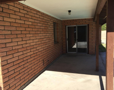 13243 N 47th Place - Photo Thumbnail 19