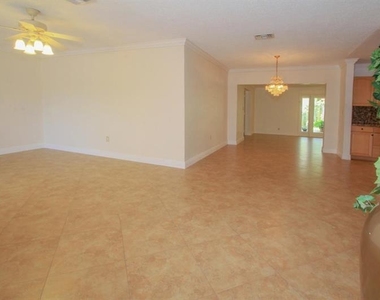 98 Seminole Lane - Photo Thumbnail 13