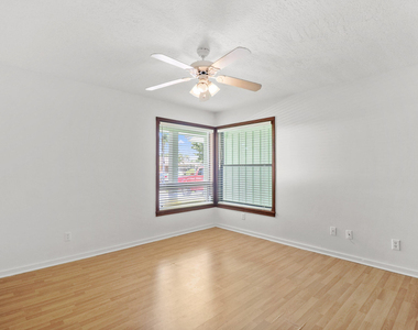 65 W Pinehill Trl W - Photo Thumbnail 14