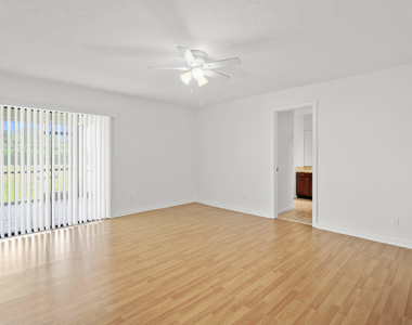 65 W Pinehill Trl W - Photo Thumbnail 17