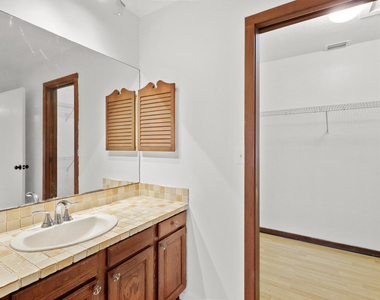 65 W Pinehill Trl W - Photo Thumbnail 19