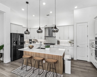 8795 Grand Prix Lane - Photo Thumbnail 39