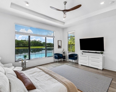 8795 Grand Prix Lane - Photo Thumbnail 5